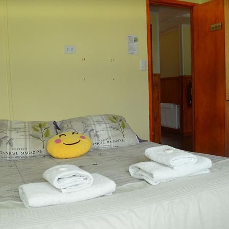 Smile Patagonia (Adults Only) Hotell Puerto Natales Exteriör bild